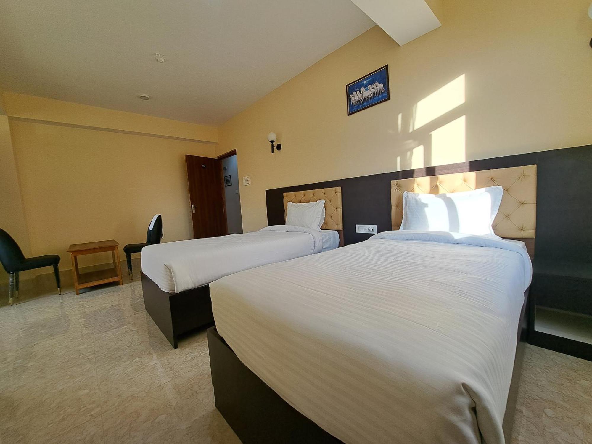 Snow White Retreat Hotel And Restaurant Gangtok Ngoại thất bức ảnh