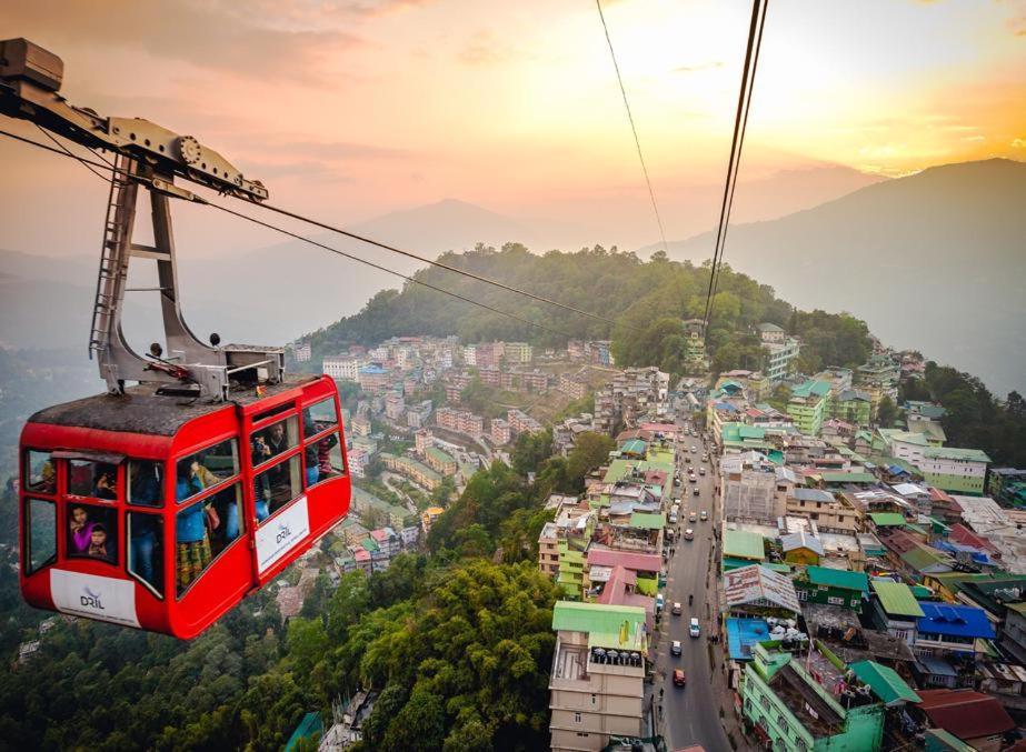 Snow White Retreat Hotel And Restaurant Gangtok Ngoại thất bức ảnh